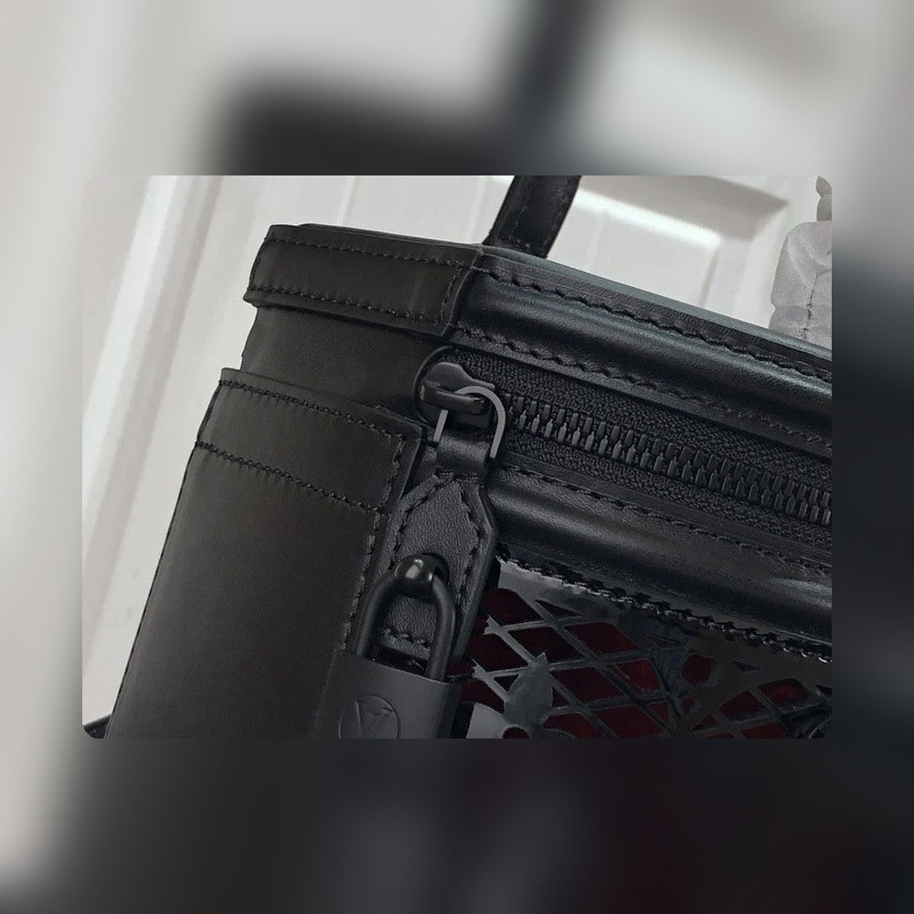 Anum Bags Detail