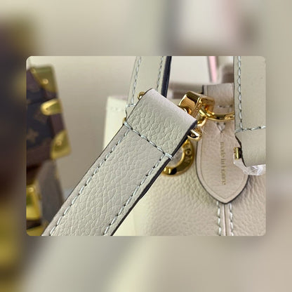 Anum Bags ln Luxury Bag --56218