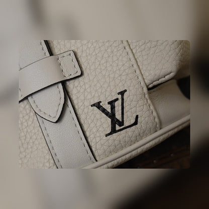 Anum Bags ln Luxury Bag --56181
