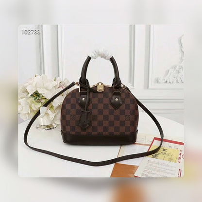 Anum Bags Detail