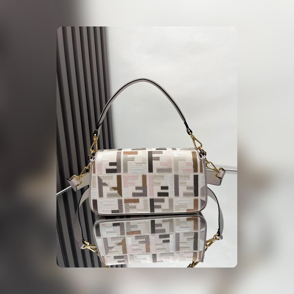 Anum Bags - DESIGNER BAGS FOR WOMEN - AFFORDABLE LUXURY BAGS - 19207