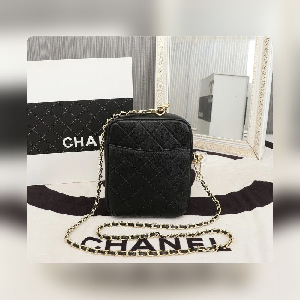 Anum Bags Detail