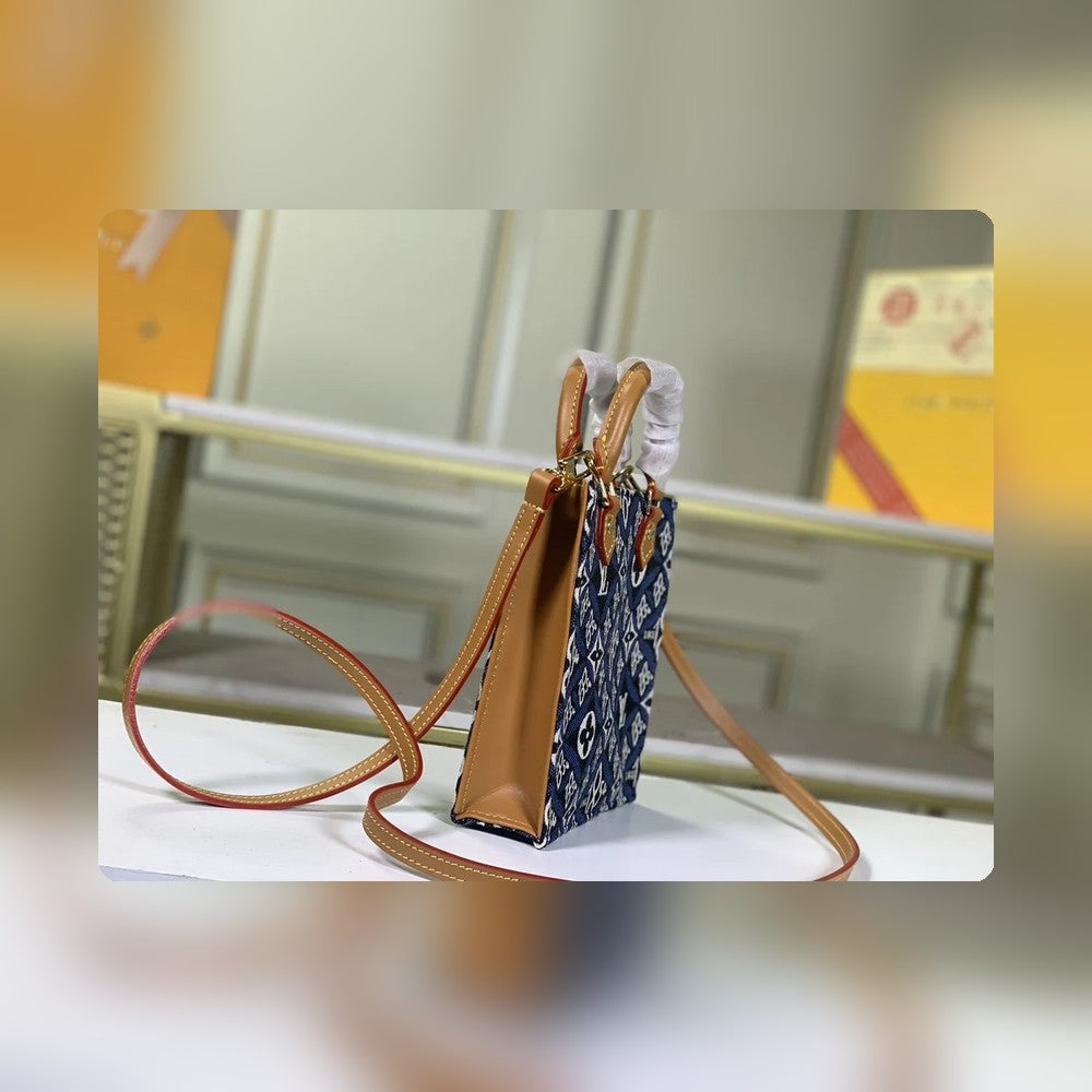 Anum Bags Detail