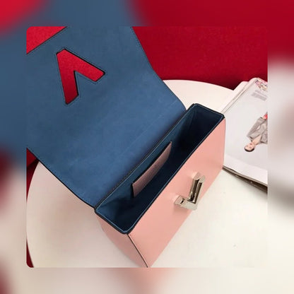 Anum Bags Detail