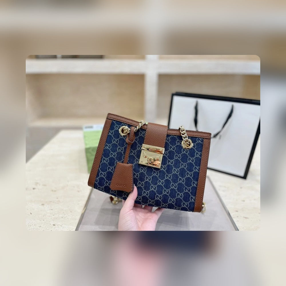 Anum Bags Detail