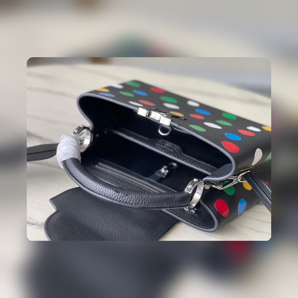 Anum Bags Detail