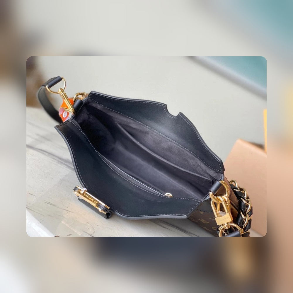 Anum Bags Detail