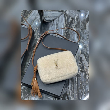 Anum Bags - High-Quality Designer Products for You - AFFORDABLE LUXURY BAGS - 15162