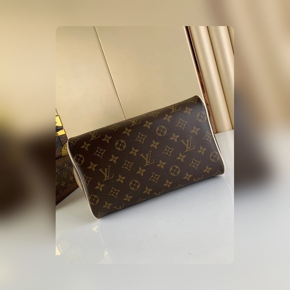 Anum Bags ln Luxury Bag --56342