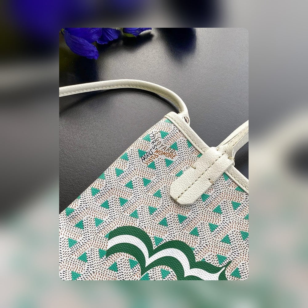 VBS - GOD Bags - 091