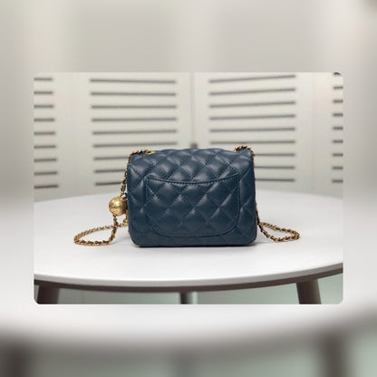 Anum Bags Detail