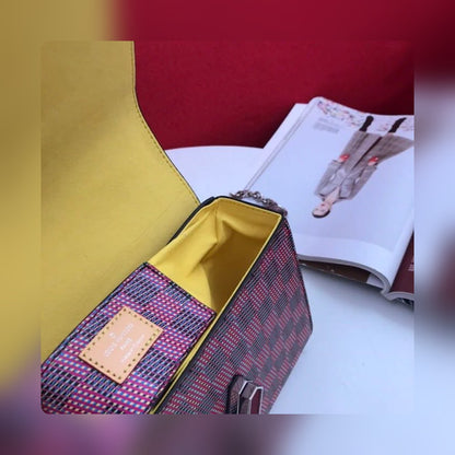 Anum Bags Detail