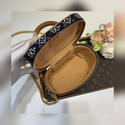 Anum Bags - High-Quality Designer Products for You - AFFORDABLE LUXURY BAGS - 17074