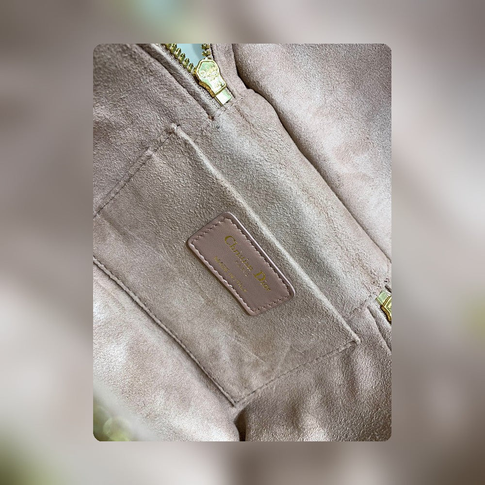 Anum Bags Detail