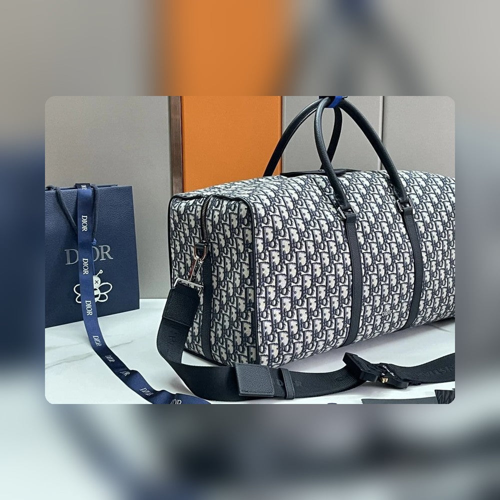 Anum Bags Detail