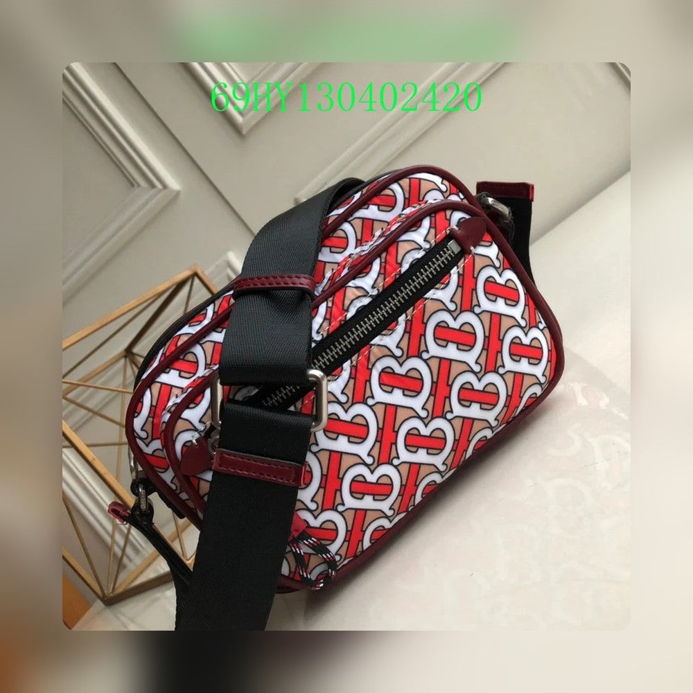 Anum Bags Detail