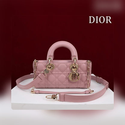 Anum Bags - High-Quality Designer Products for You - AFFORDABLE LUXURY BAGS - 18922