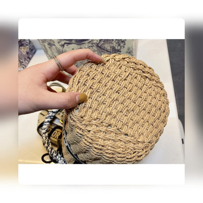 Anum Bags Detail