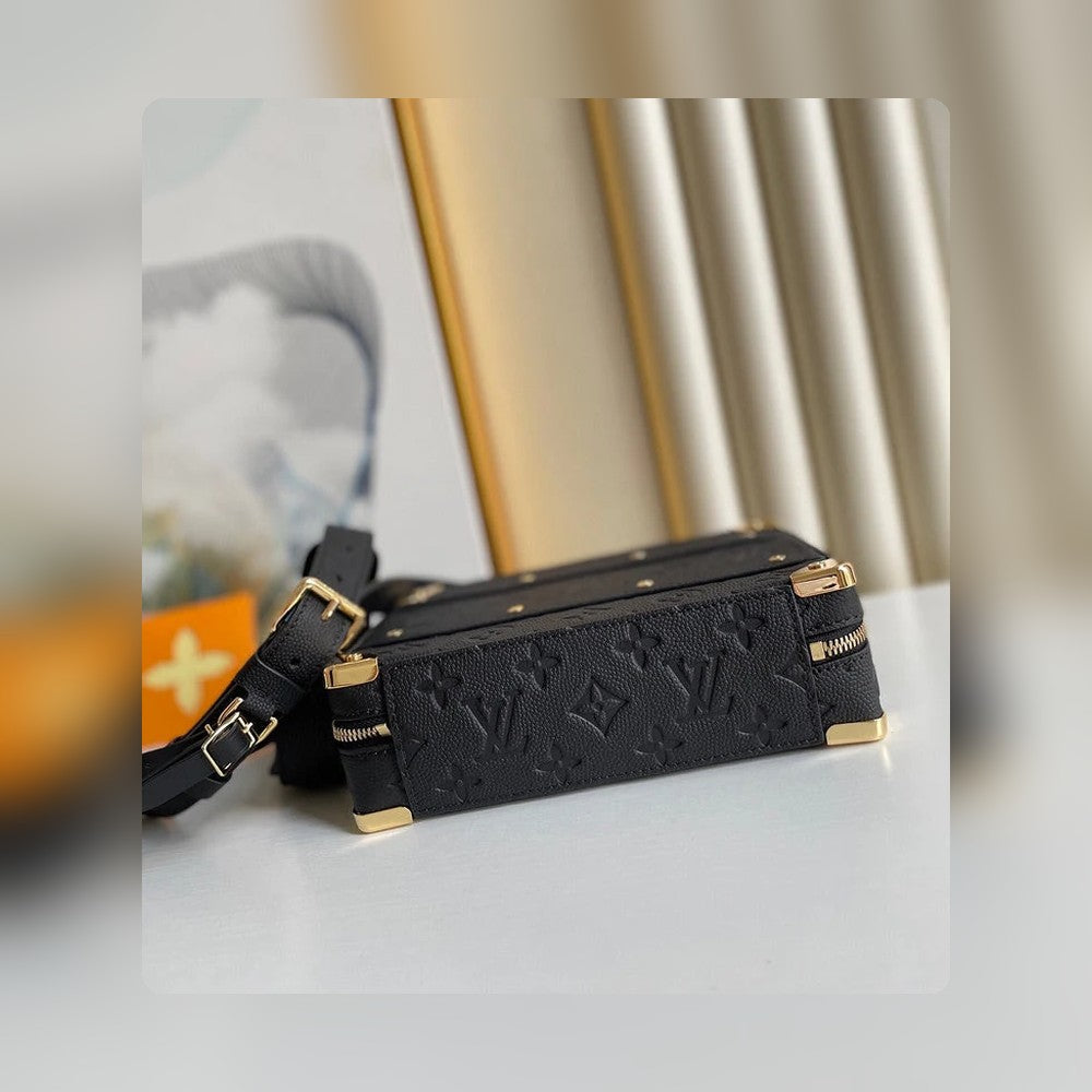 Anum Bags Detail
