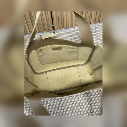 Anum Bags - High-Quality Designer Products for You - AFFORDABLE LUXURY BAGS - 15486