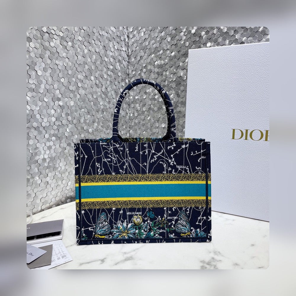 Anum Bags Detail