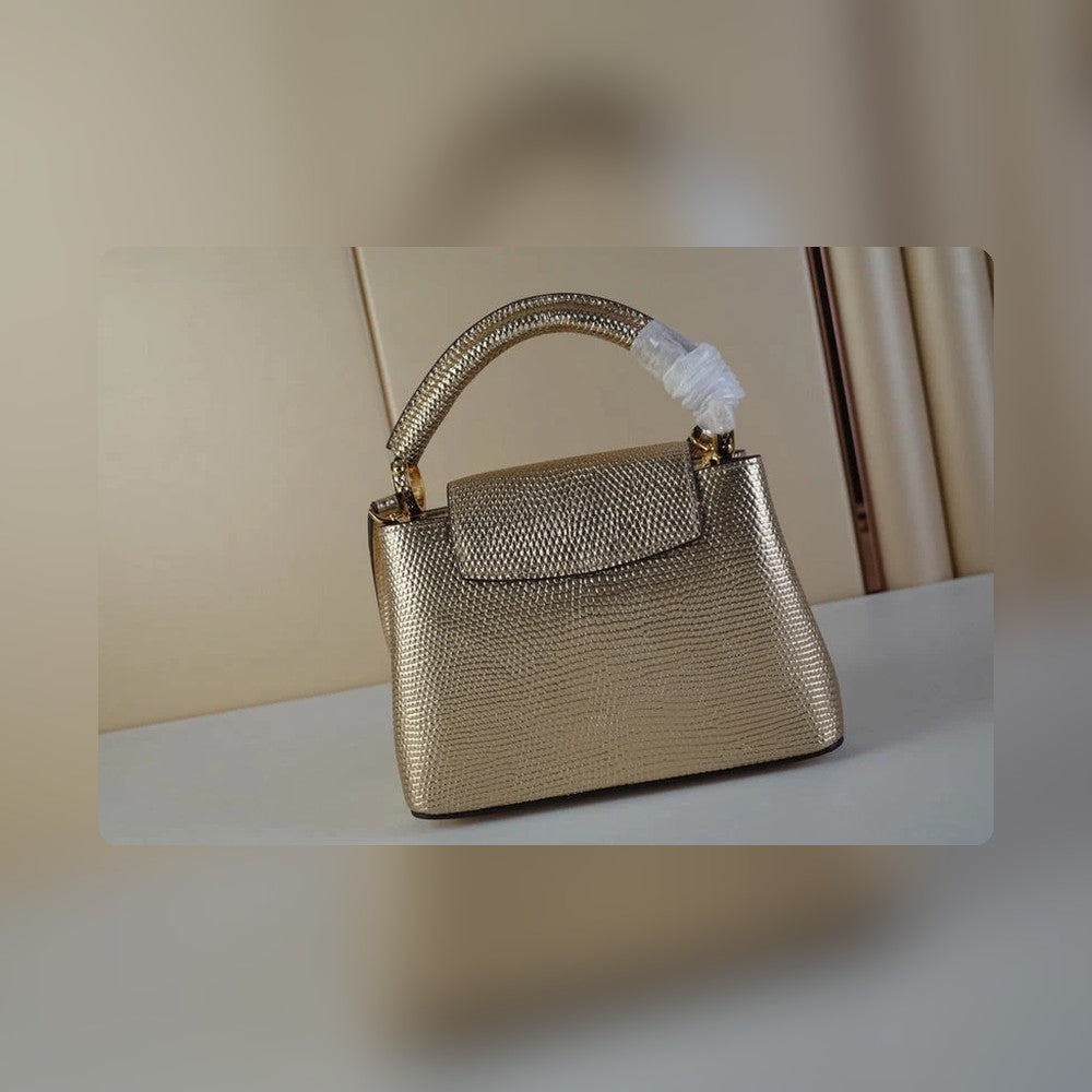 Anum Bags Detail