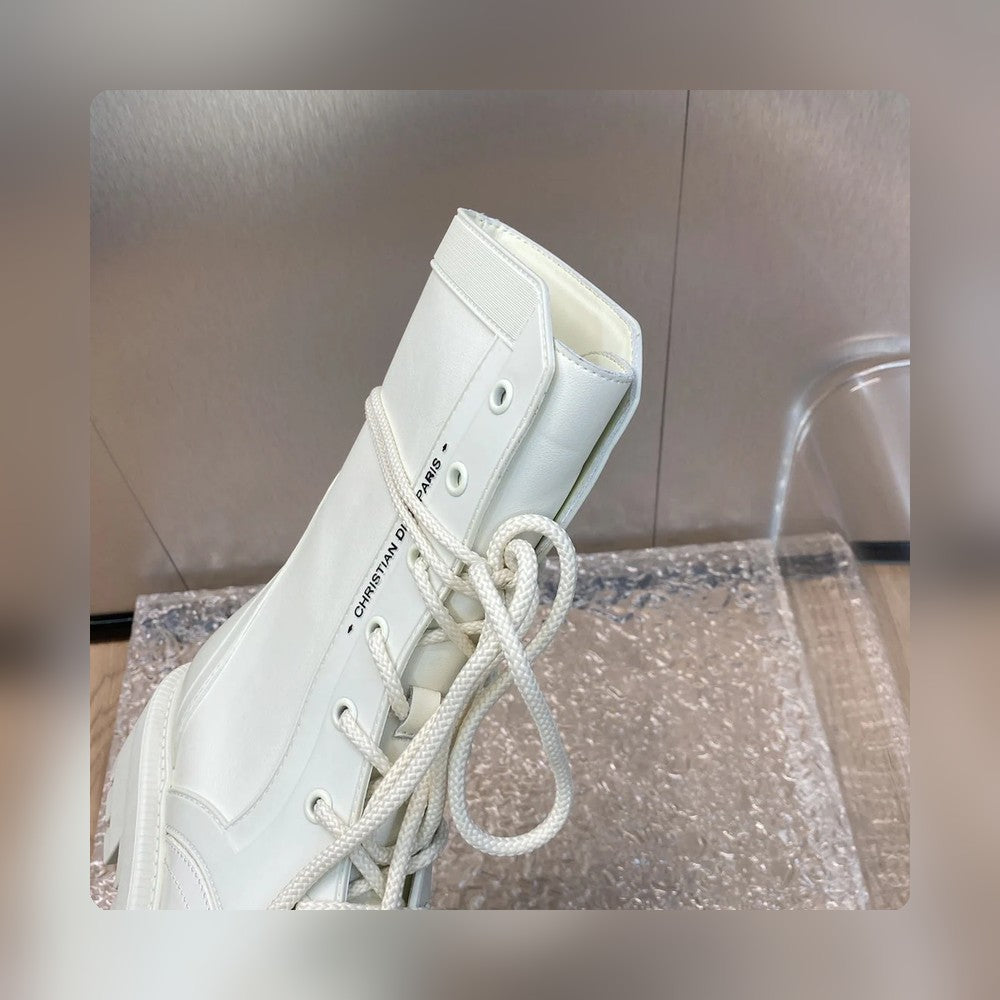 VBS D TRAP ANKLE BOOT WHITE