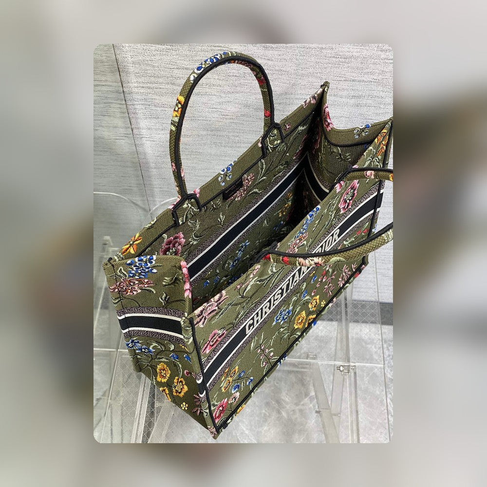 Anum Bags Detail