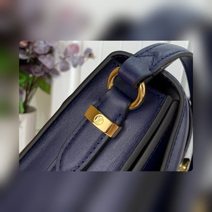 Anum Bags ln Luxury Bag --56740