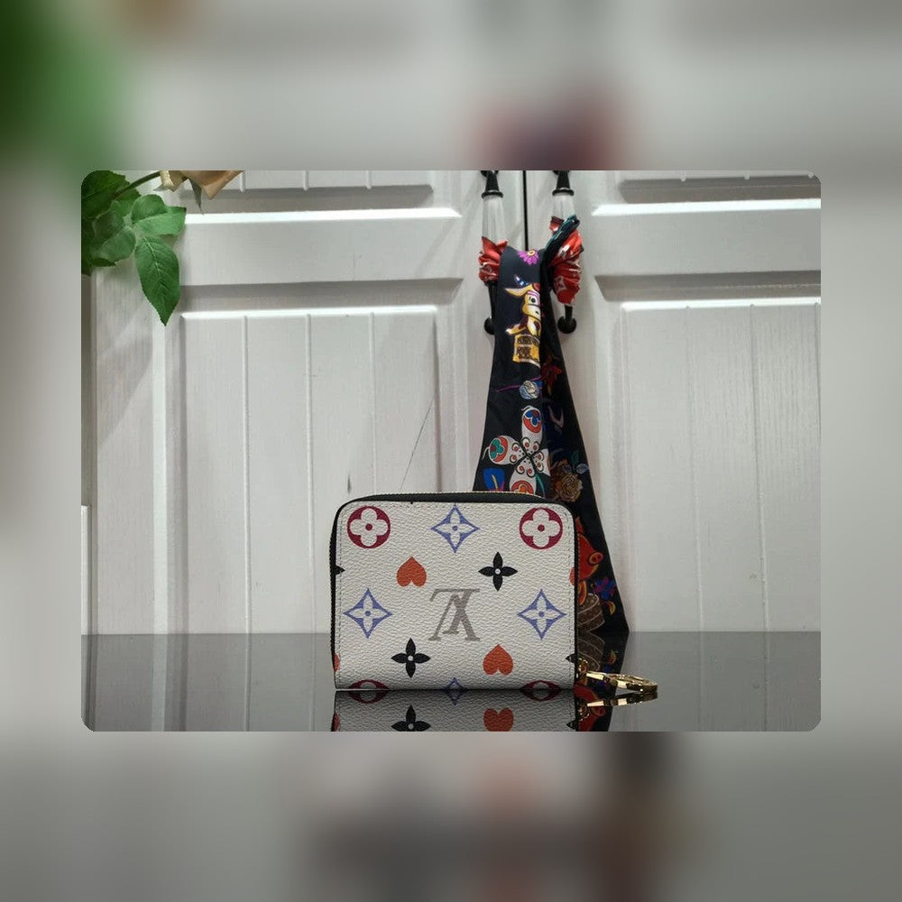 Anum Bags Detail