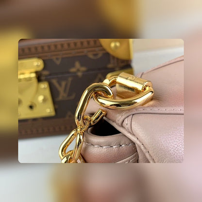 Anum Bags ln Luxury Bag --58403