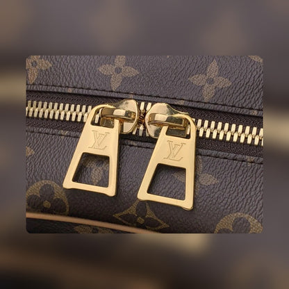 Anum Bags Detail