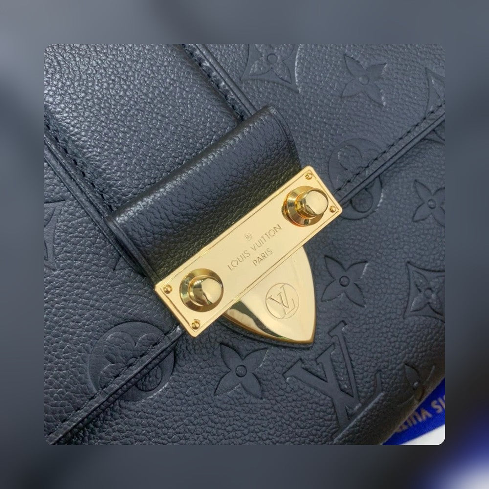 Anum Bags ln Luxury Bag --56280