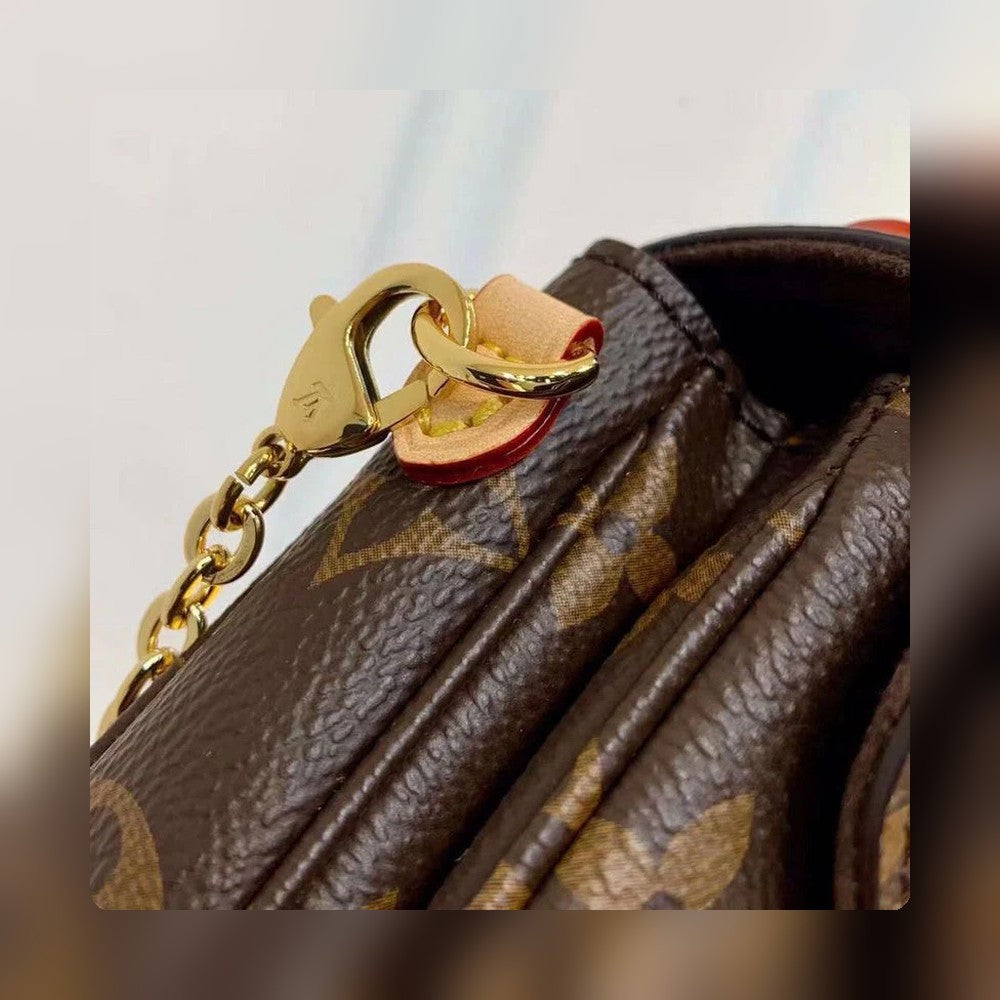 Anum Bags Detail