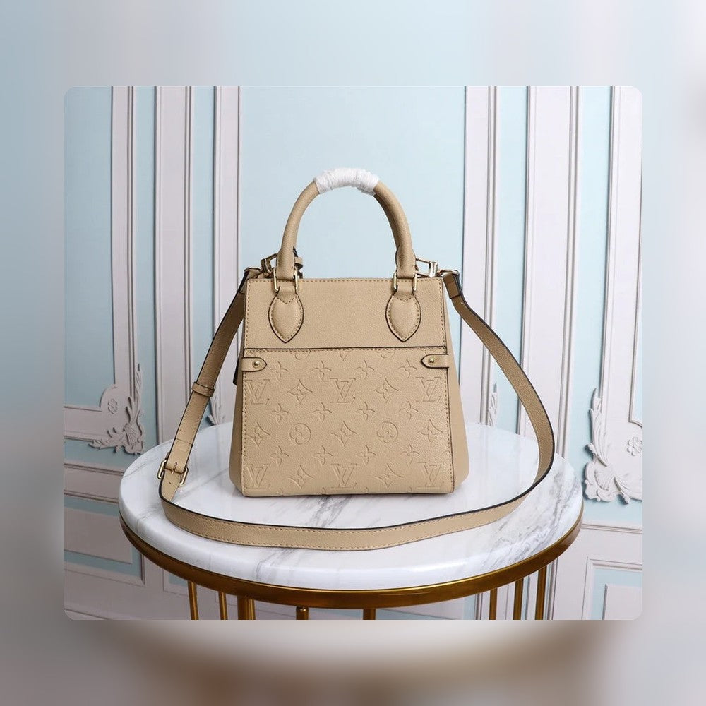 Anum Bags Detail