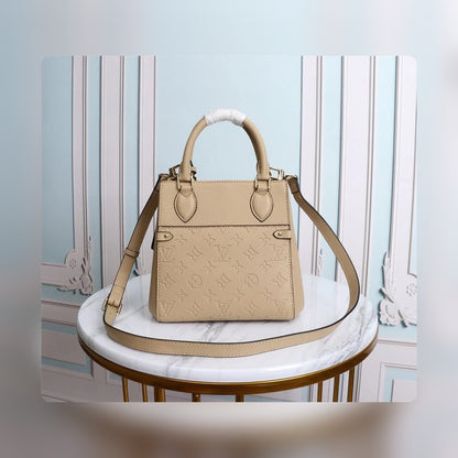 Anum Bags Detail