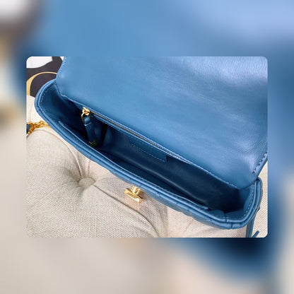 Anum Bags Detail