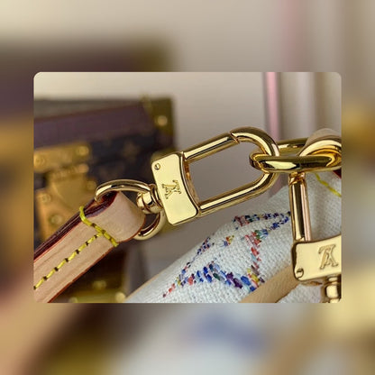 Anum Bags ln Luxury Bag --56222