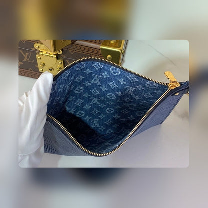 Anum Bags ln Luxury Bag --56136