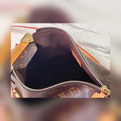 Anum Bags Detail