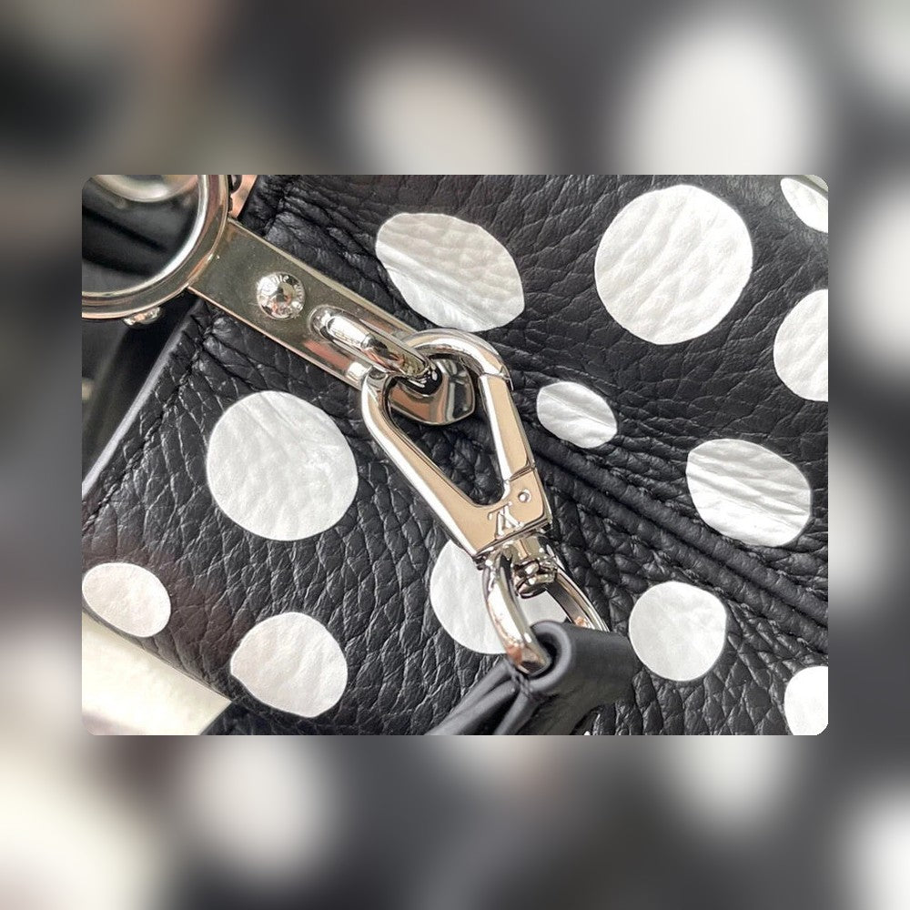 Anum Bags Detail