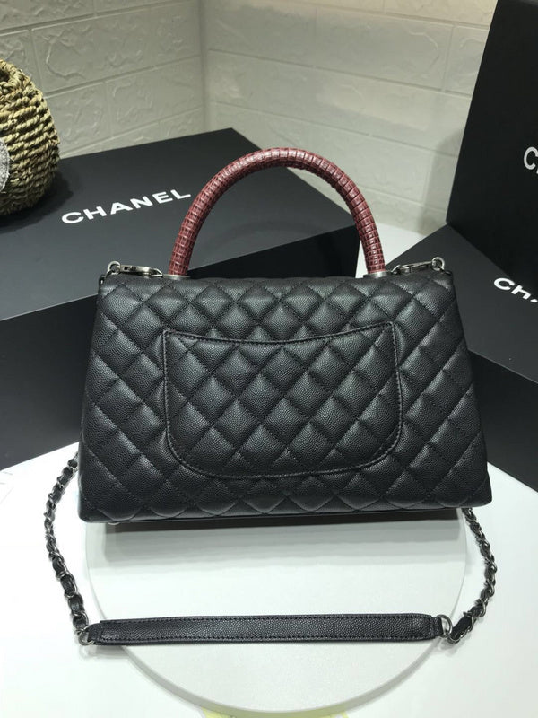 Anum Bags Detail