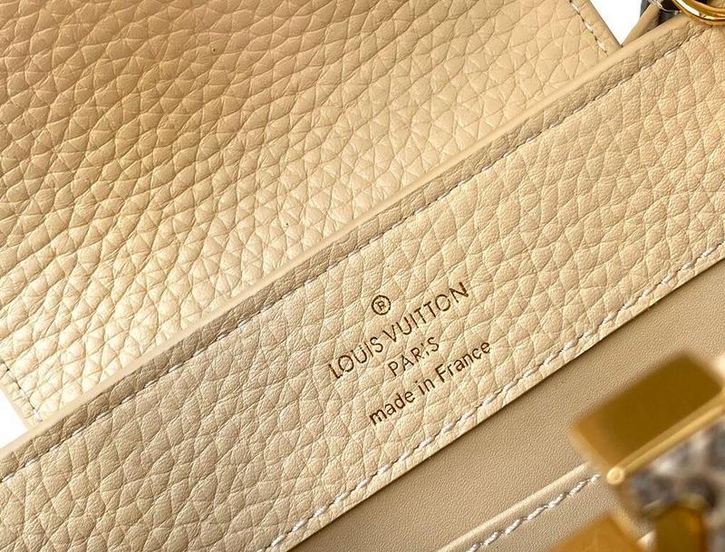 Anum Bags Detail