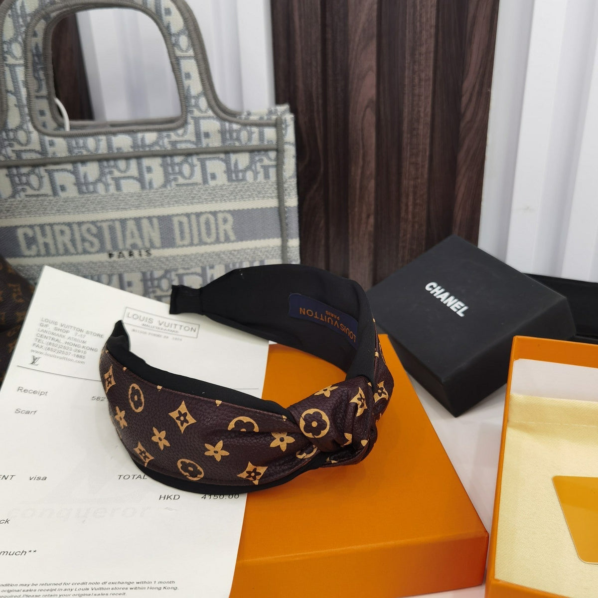 Anum Bags Detail