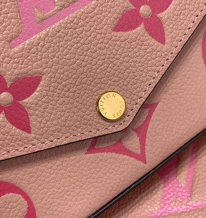 Anum Bags Detail