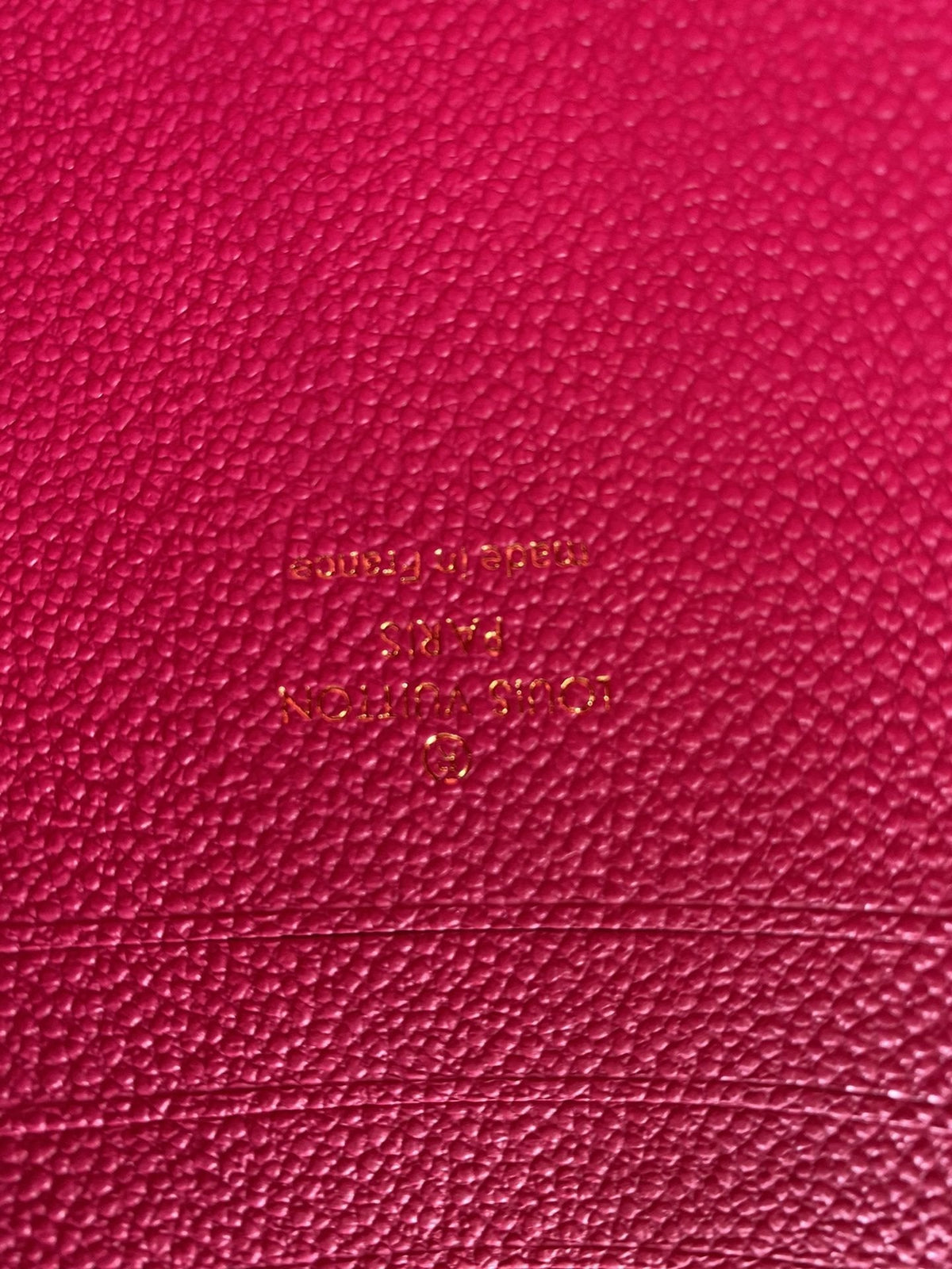 Anum Bags Detail