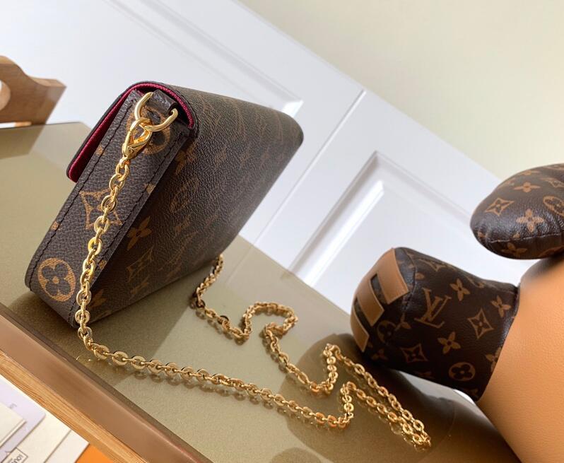 Anum Bags Detail