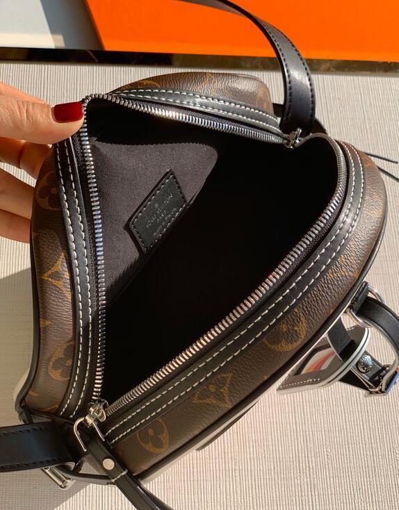 Anum Bags Detail