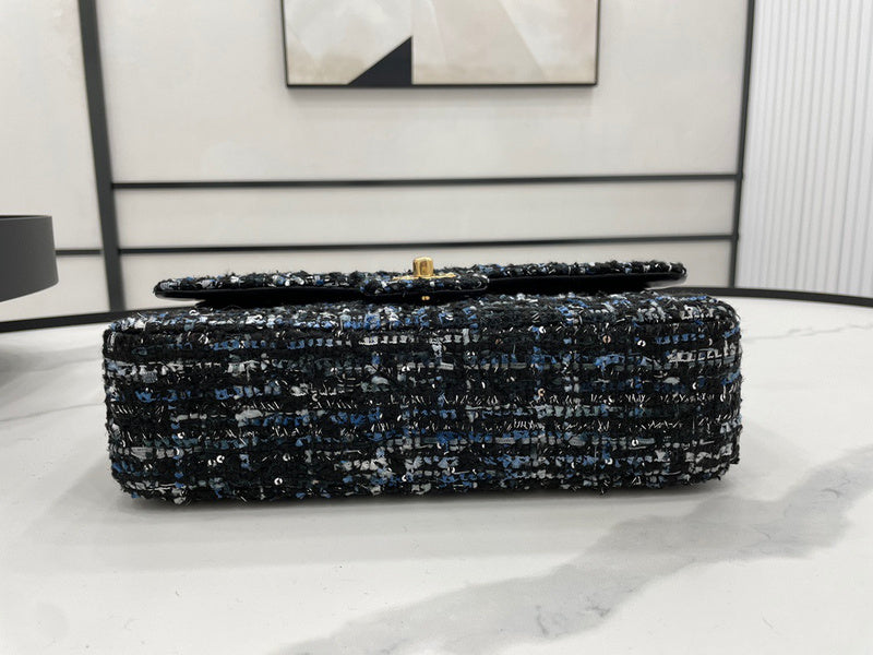 Anum Bags Detail