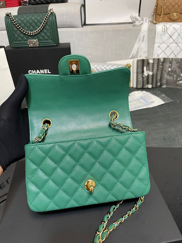 Anum Bags Detail